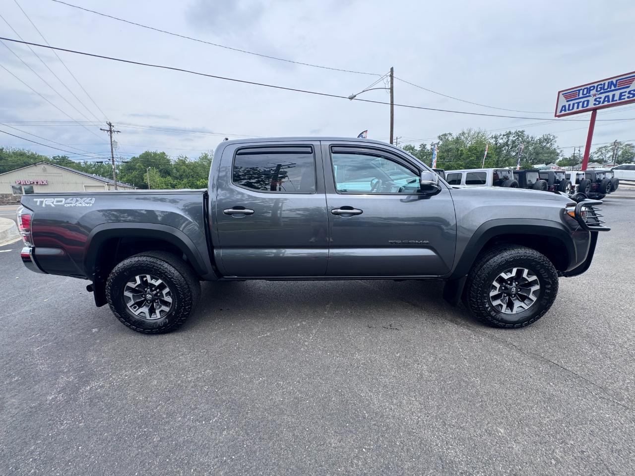 Toyota Tacoma 4WD SR Double Cab 5' Bed V6 AT (Natl) 2023
