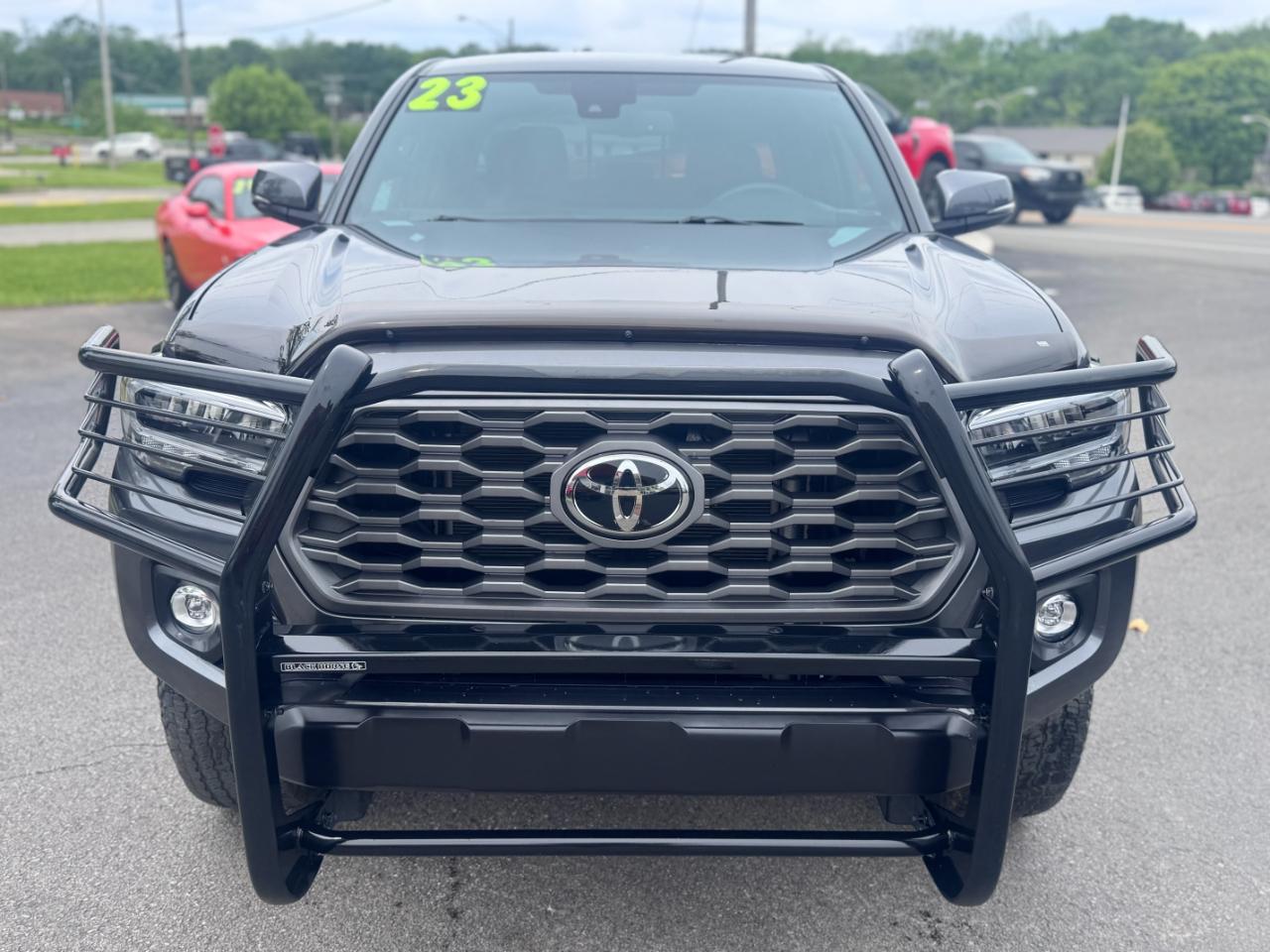 Toyota Tacoma 4WD SR Double Cab 5' Bed V6 AT (Natl) 2023