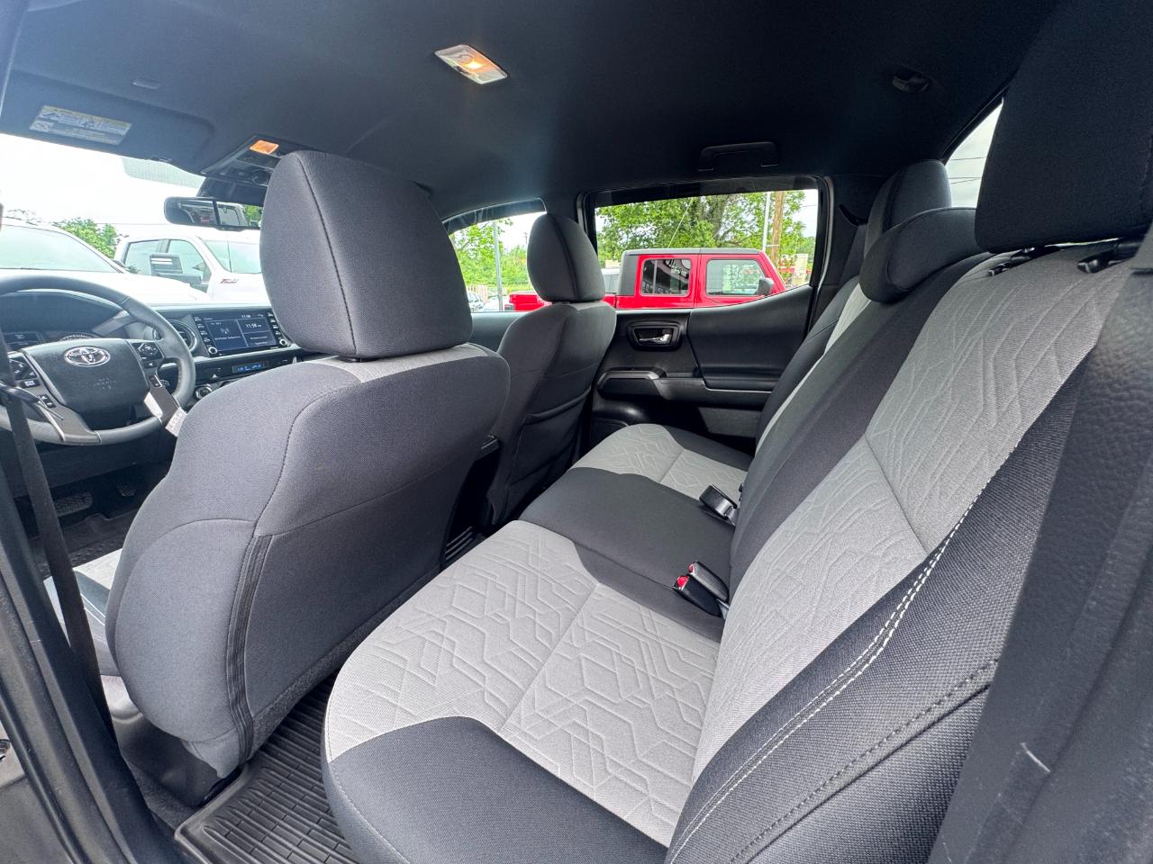 Toyota Tacoma 4WD SR Double Cab 5' Bed V6 AT (Natl) 2023
