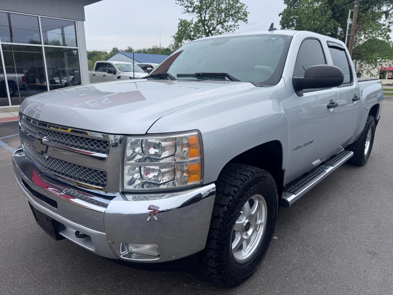 Chevrolet Silverado 1500 4WD Crew Cab 143.5" LT 2012