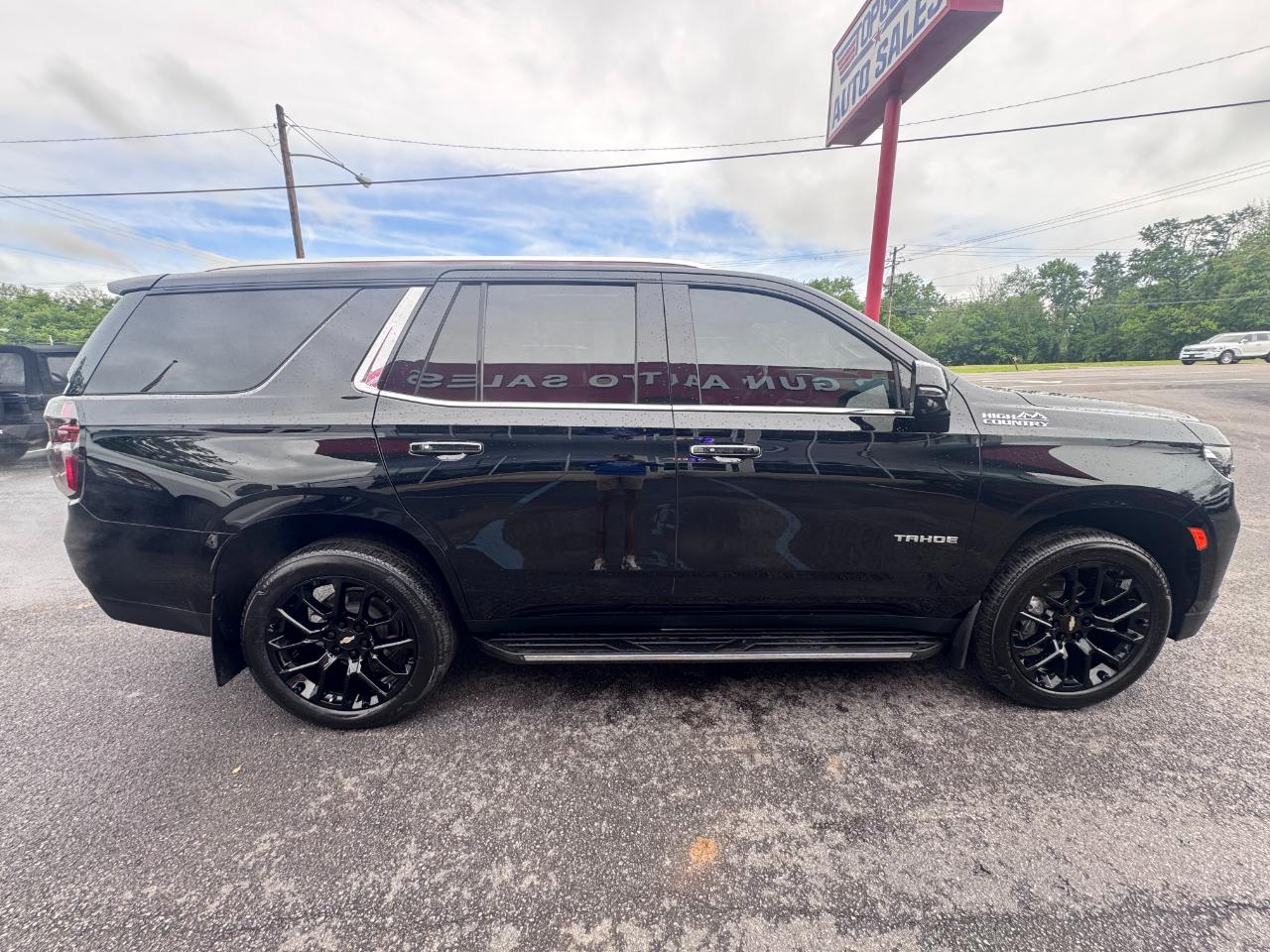 Chevrolet Tahoe 4WD 4dr High Country 2023
