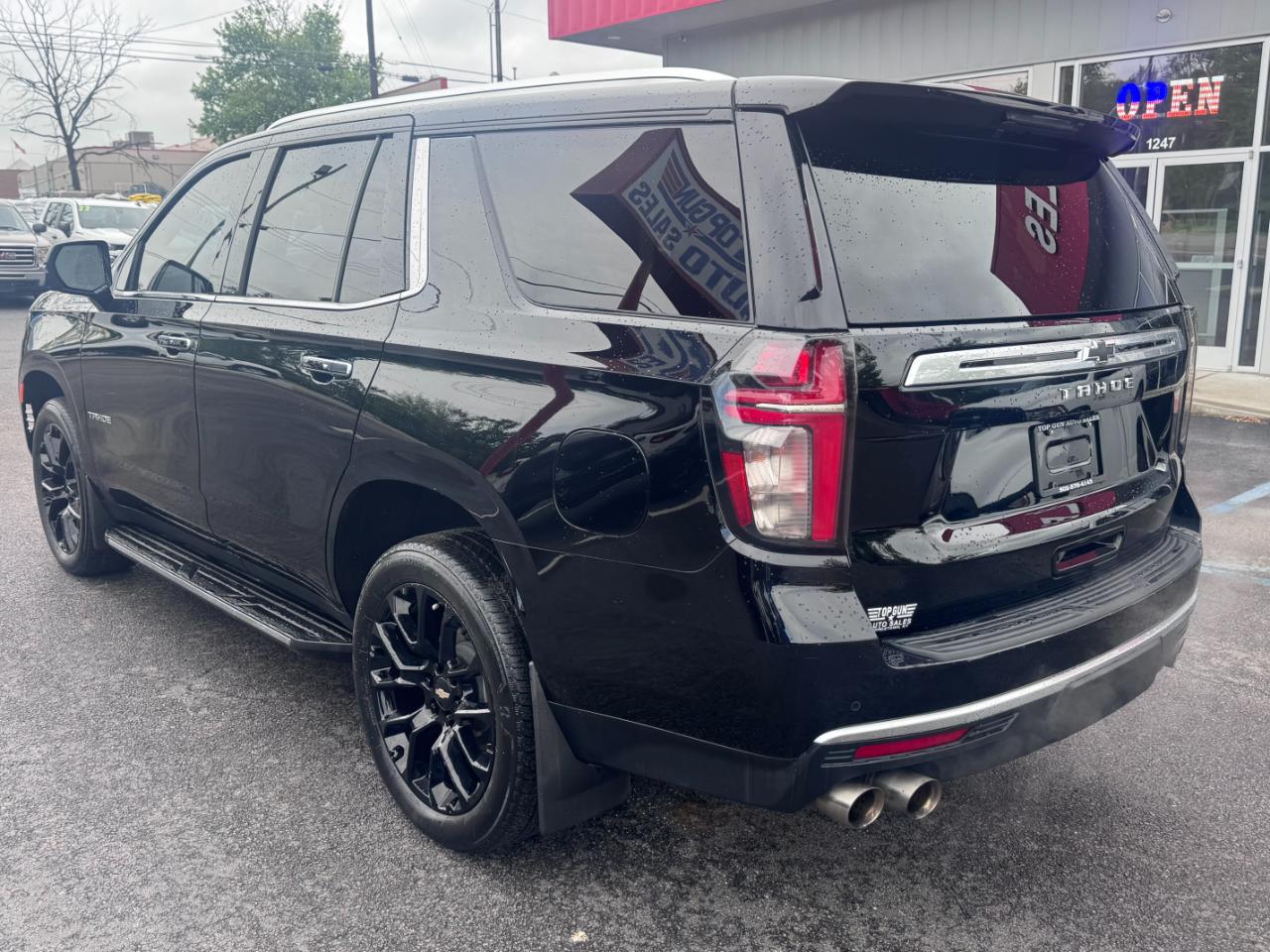 Chevrolet Tahoe 4WD 4dr High Country 2023