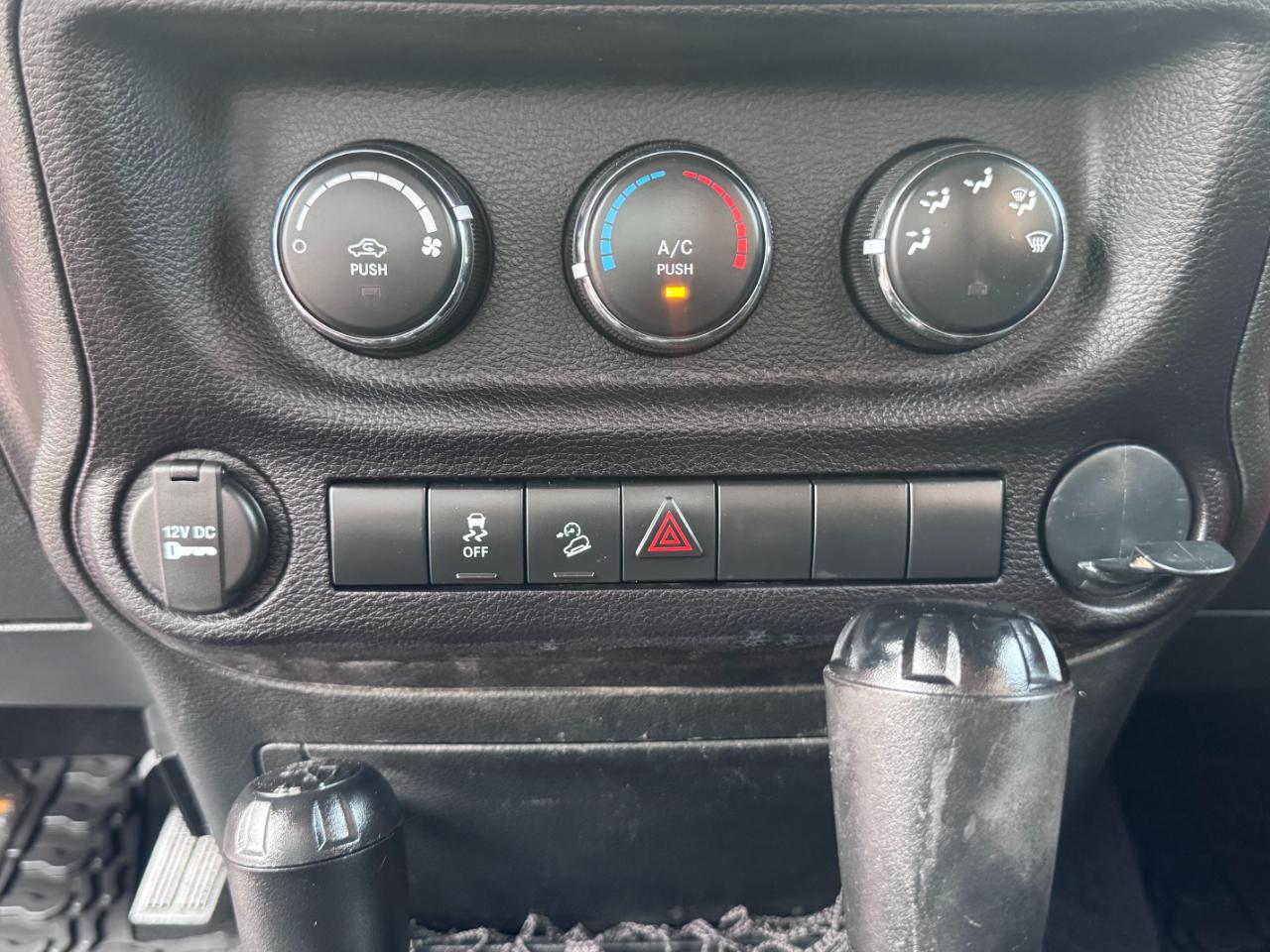 Jeep Wrangler 4WD 2dr Sport 2016