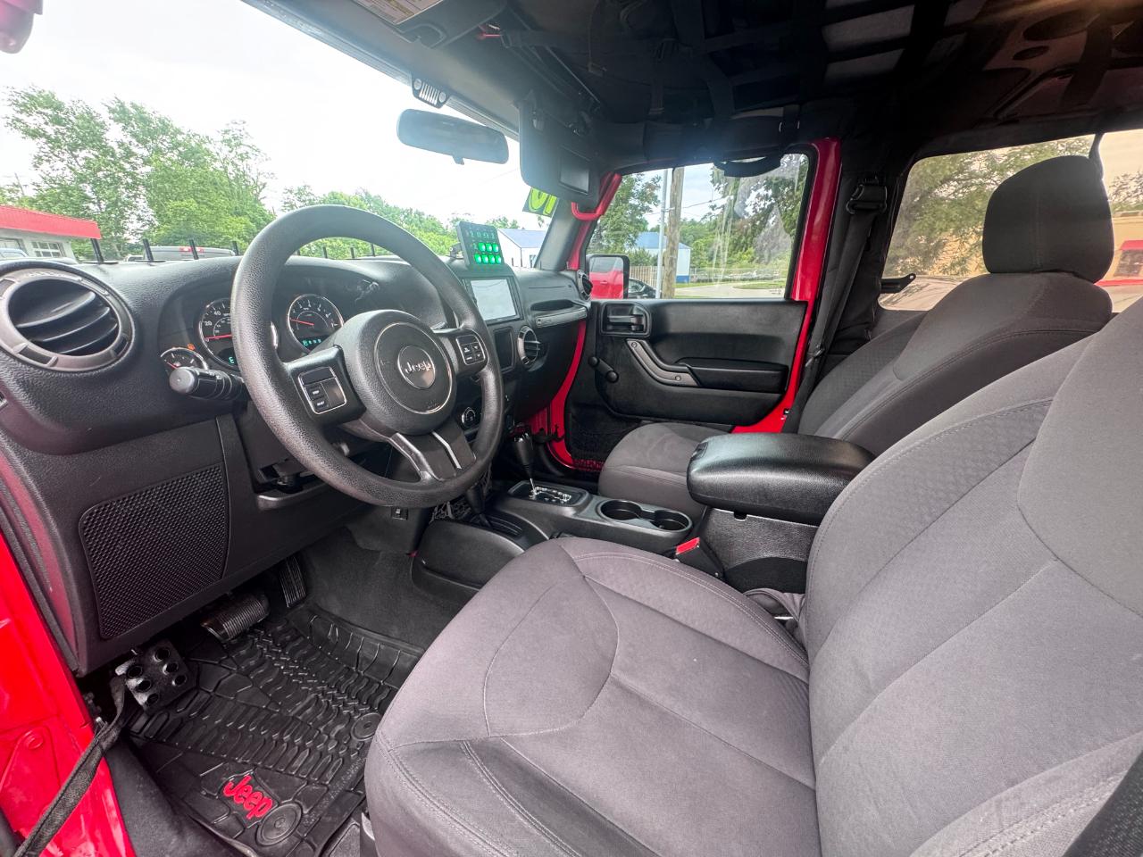 Jeep Wrangler 4WD 2dr Sport 2016
