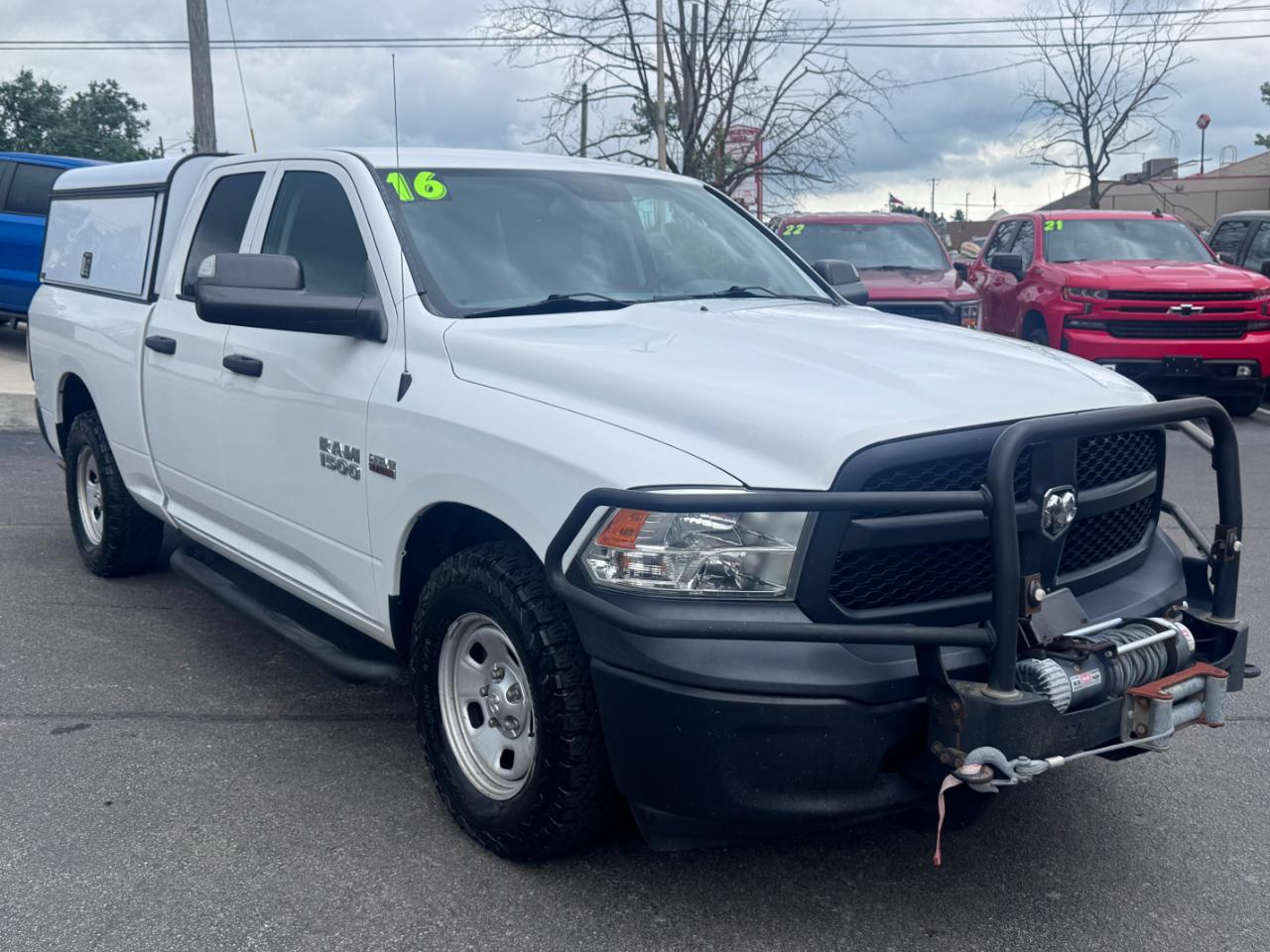 RAM 1500 4WD Quad Cab 140.5" Tradesman 2016