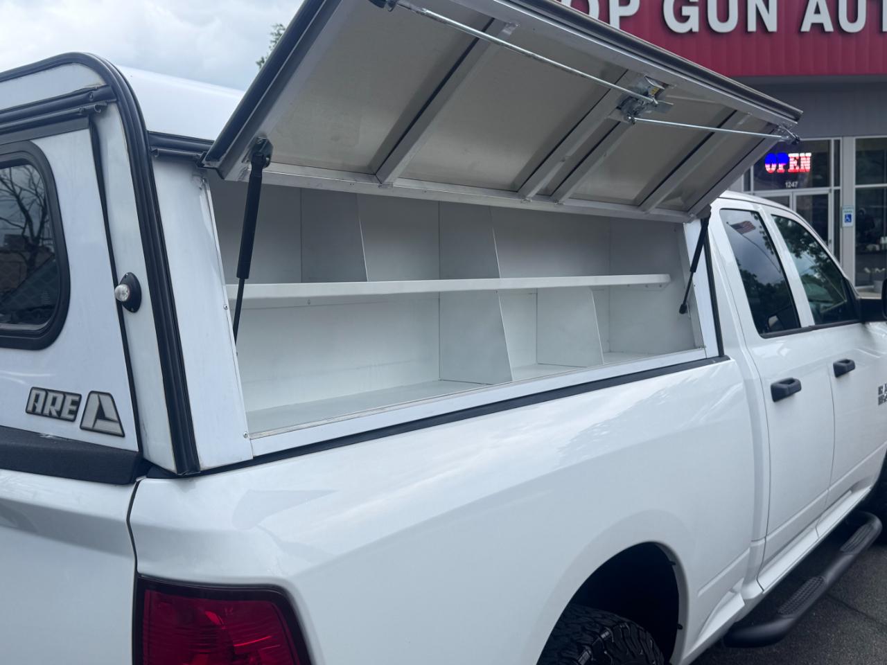 RAM 1500 4WD Quad Cab 140.5" Tradesman 2016