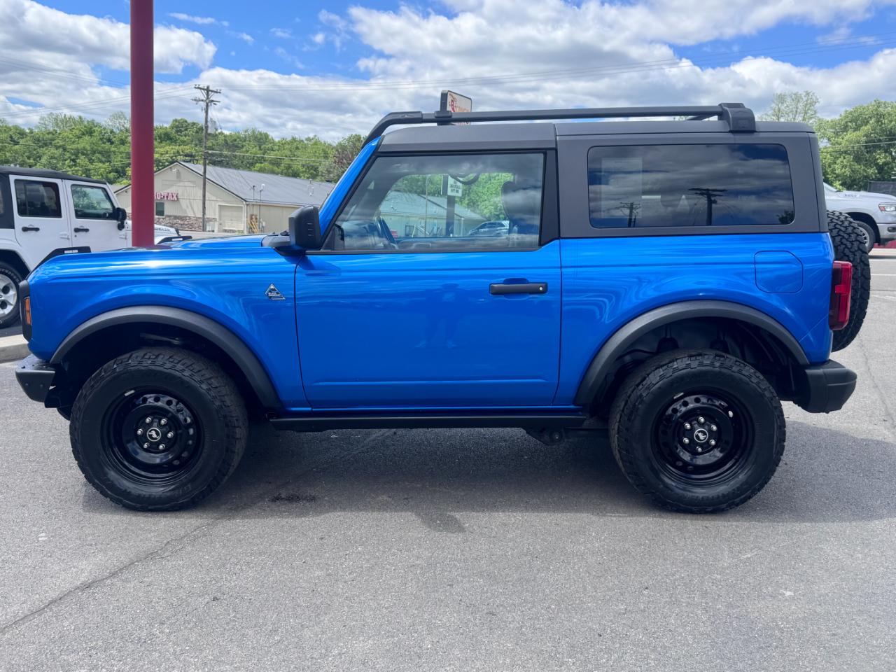 Ford Bronco Base 2 Door 4x4 2022