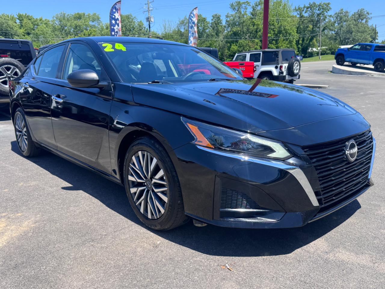 2024 Nissan Altima 2.5 SV Sedan
