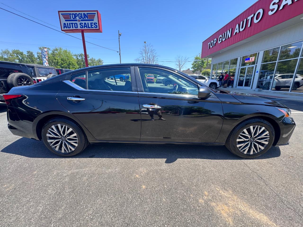 Nissan Altima 2.5 SV Sedan 2024