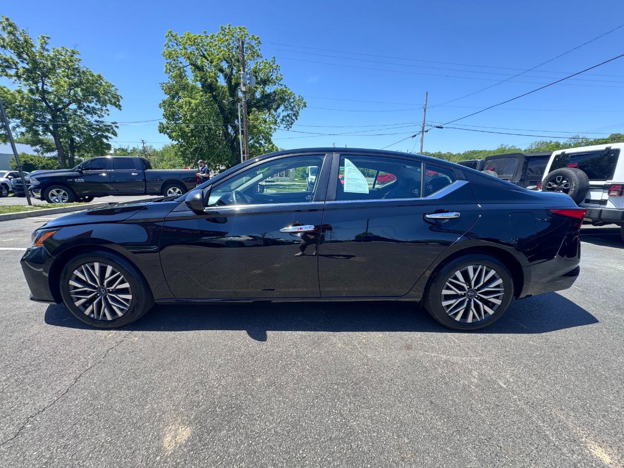 Nissan Altima 2.5 SV Sedan 2024