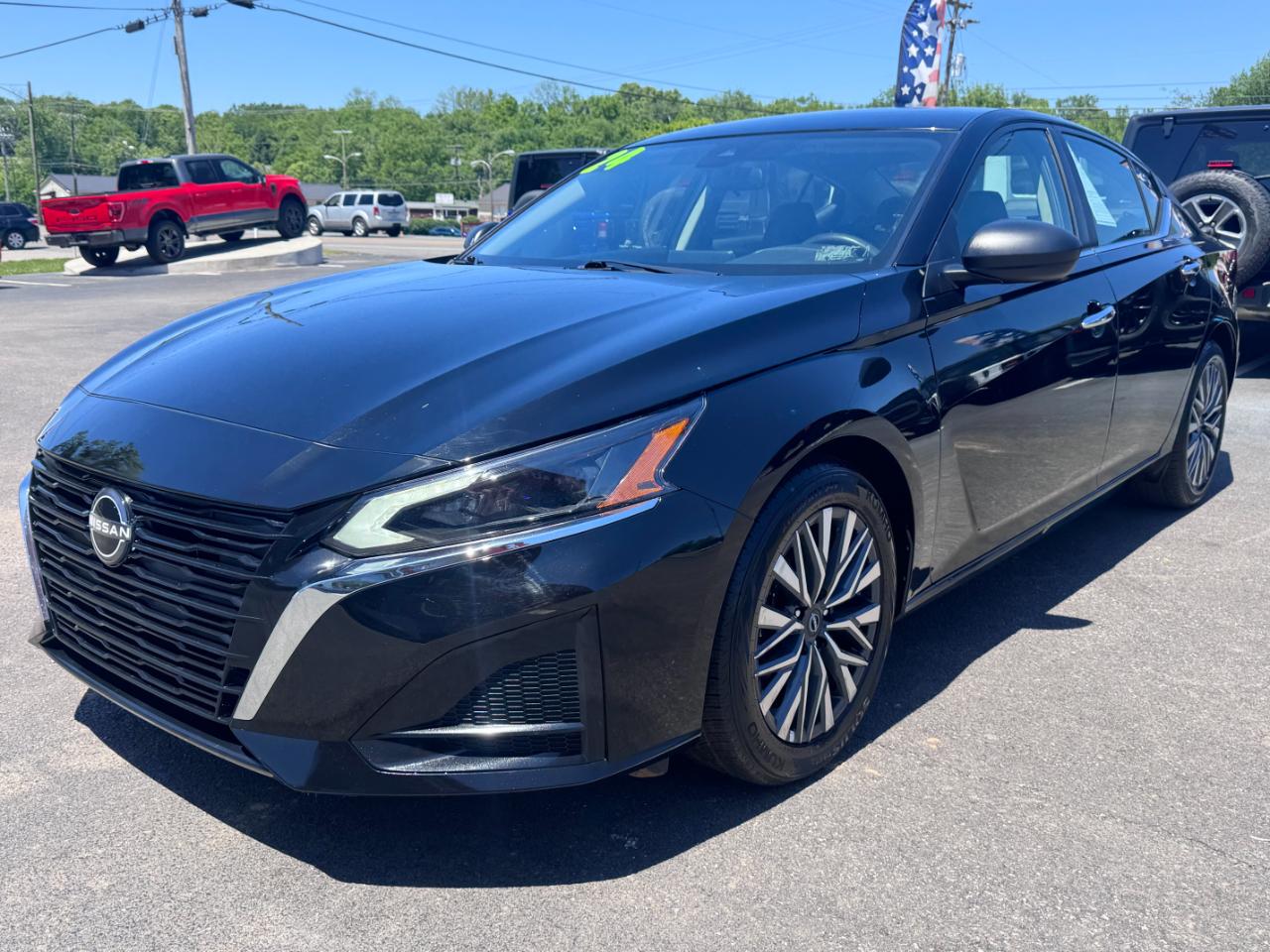 Nissan Altima 2.5 SV Sedan 2024
