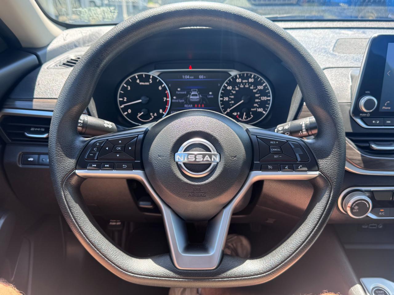 Nissan Altima 2.5 SV Sedan 2024