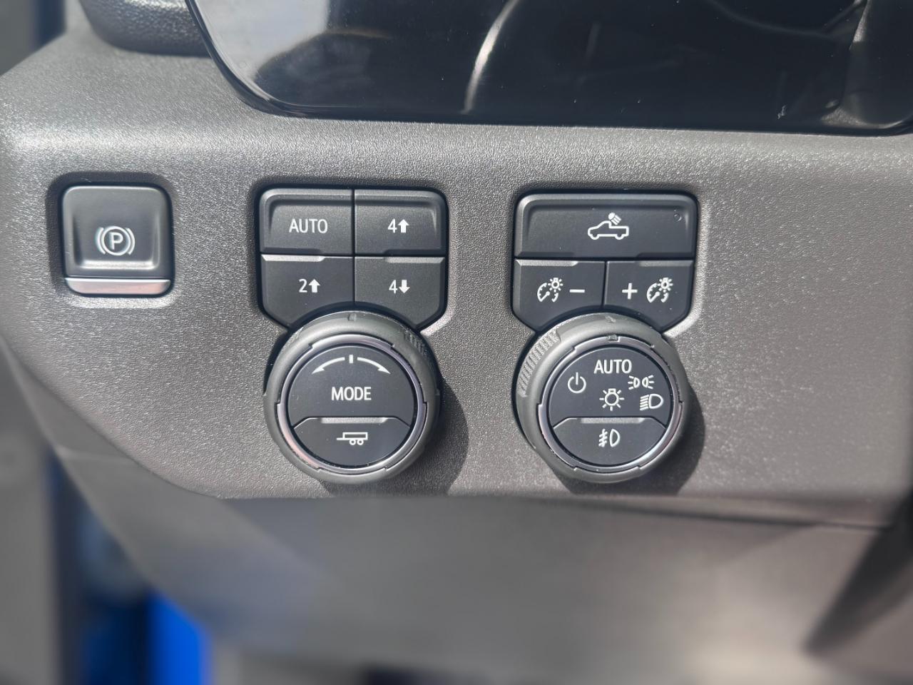 Chevrolet Silverado 1500 4WD Crew Cab 147" LT Trail Boss 2022