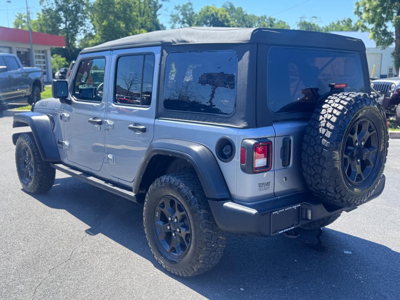 Jeep Wrangler Unlimited Willys Sport 4x4 2021