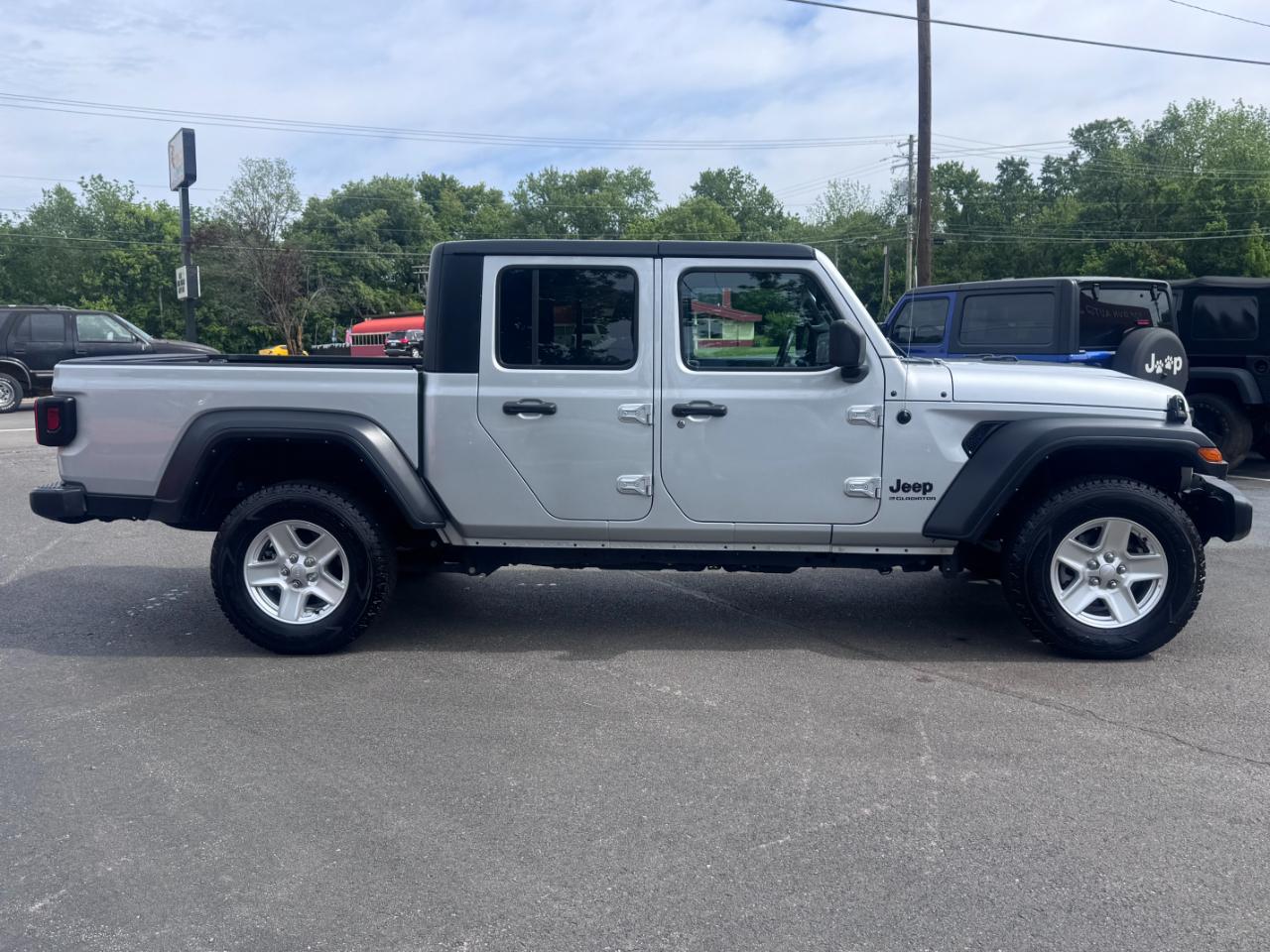 Jeep Gladiator Sport S 4x4 2023