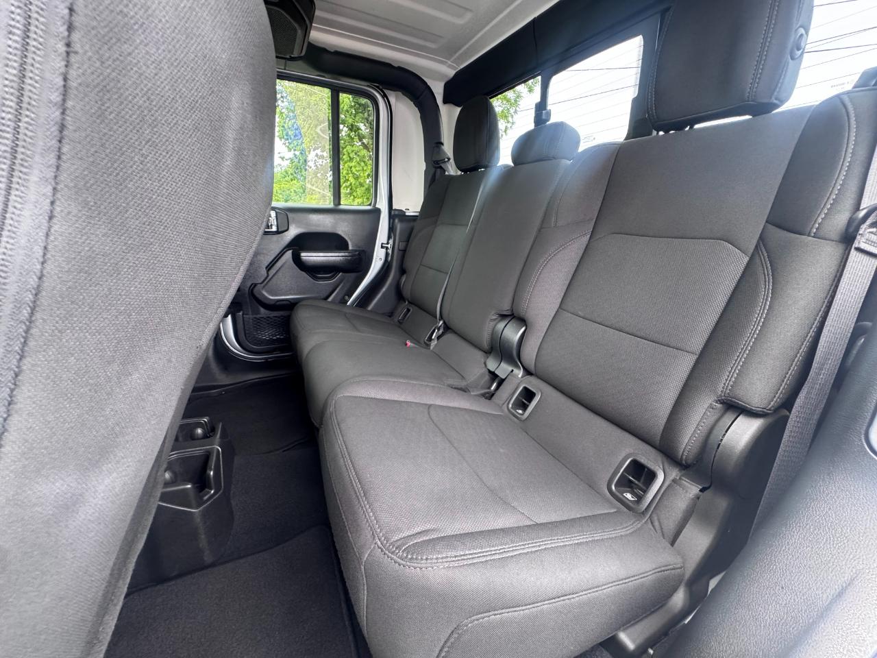 Jeep Gladiator Sport S 4x4 2023
