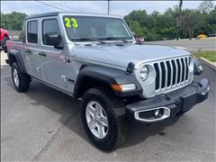 2023 Jeep Gladiator 