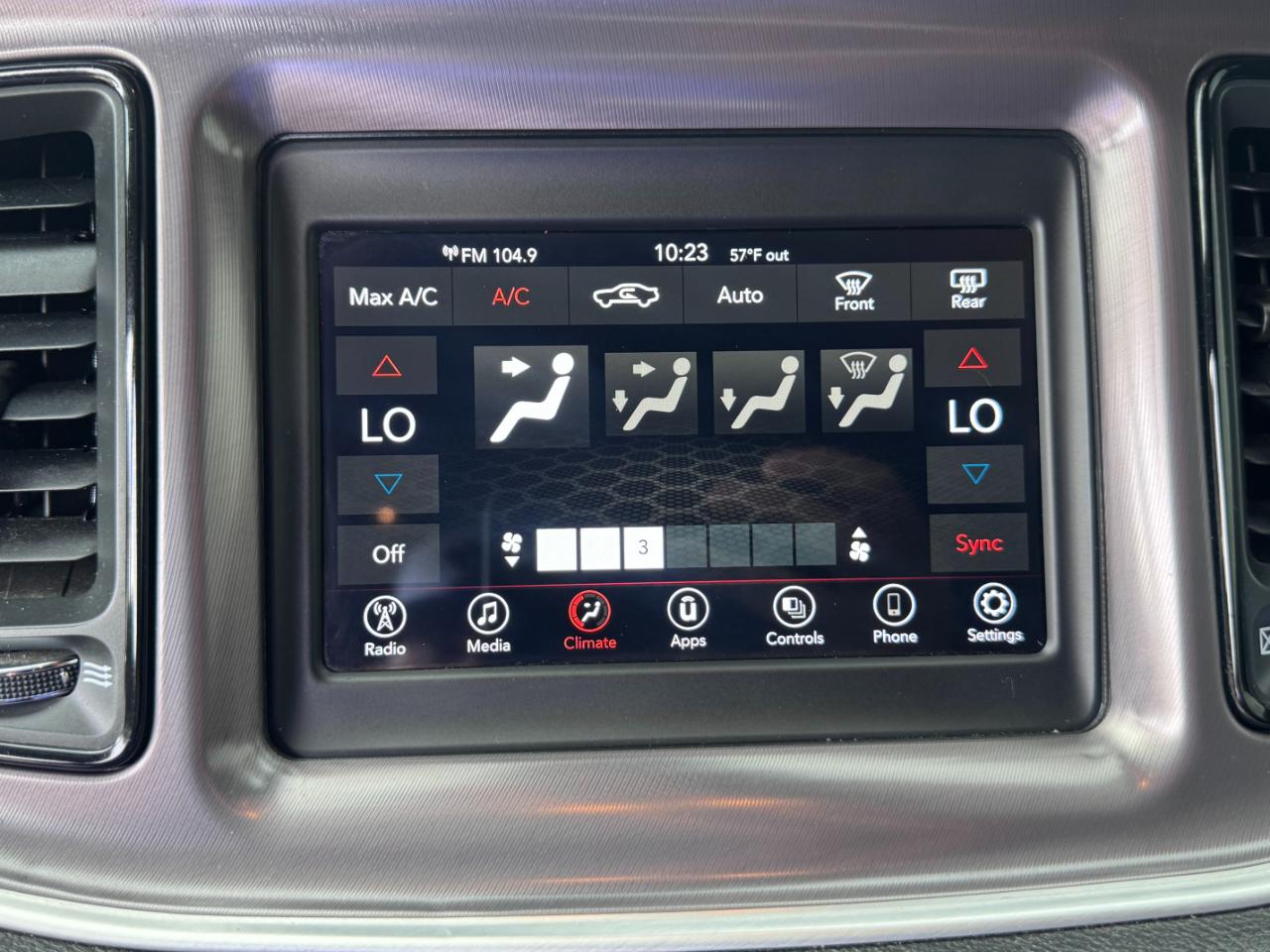 Dodge Challenger SXT RWD 2021