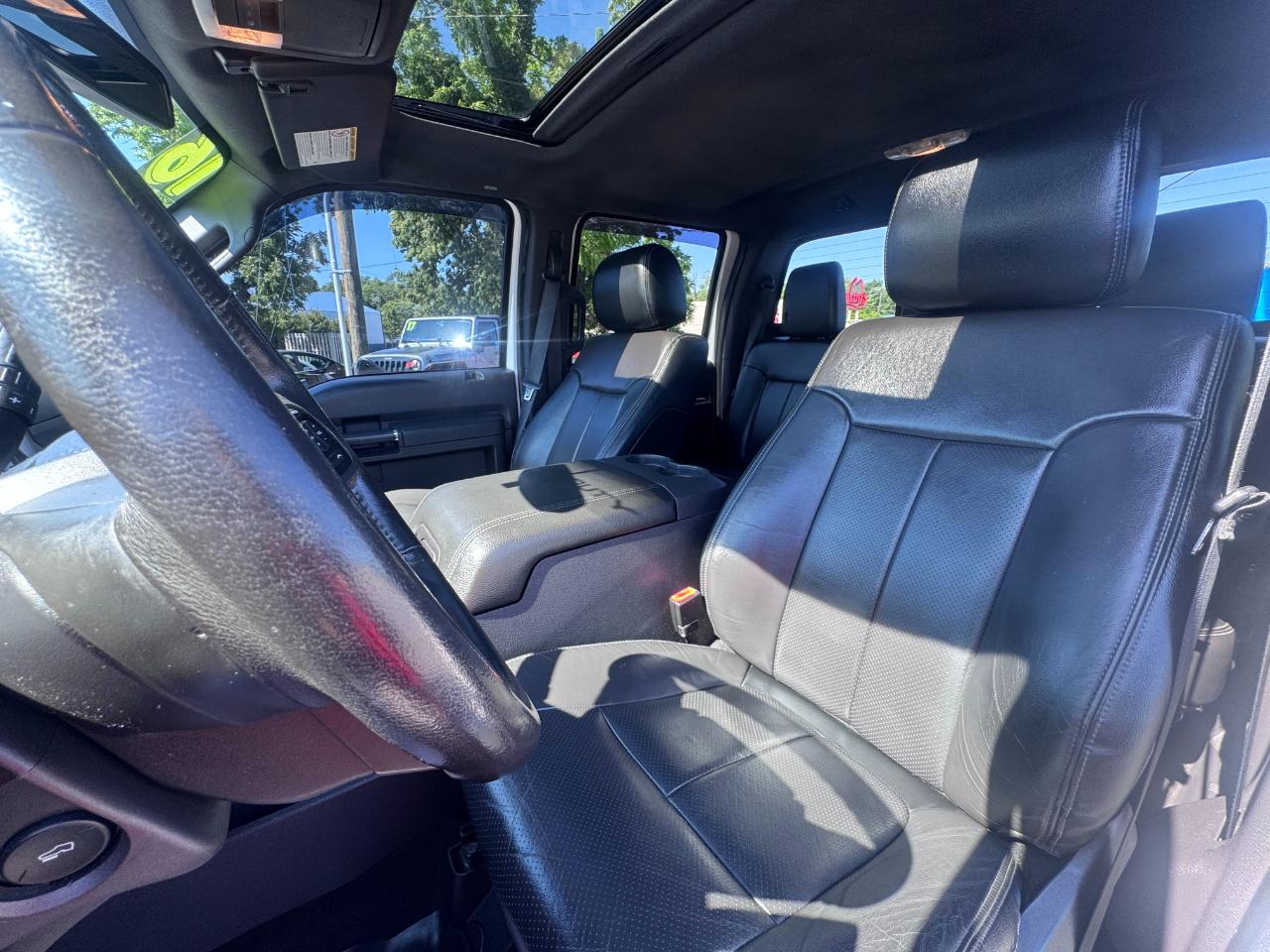 Ford Super Duty F-250 SRW 4WD Crew Cab 172" Lariat 2016