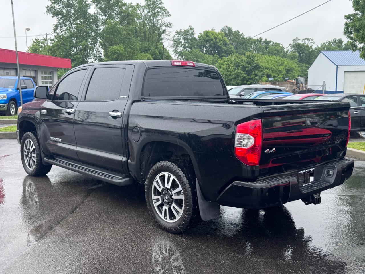 Toyota Tundra 4WD Truck CrewMax 5.7L FFV V8 6-Spd AT LTD (Natl) 2014