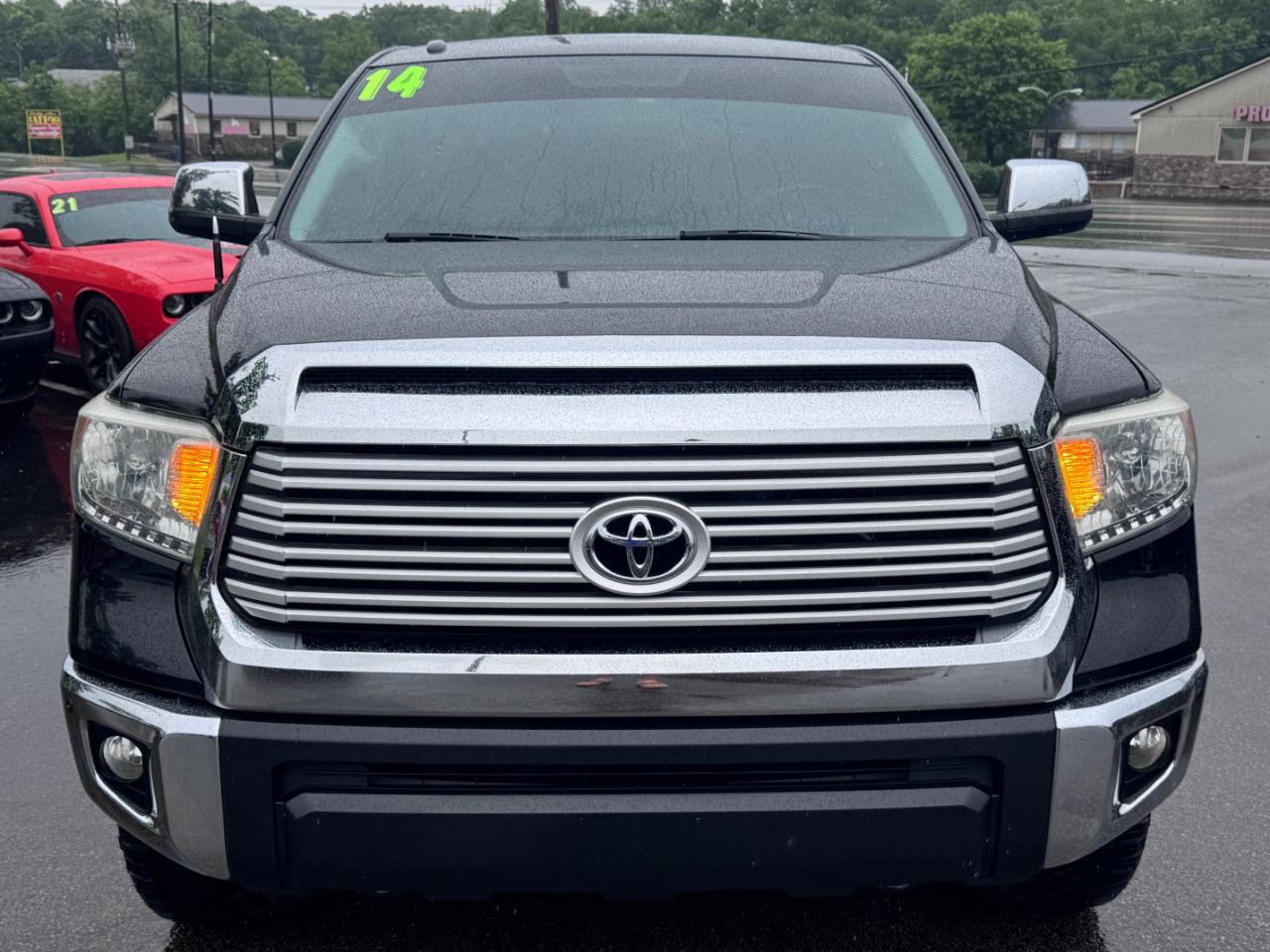Toyota Tundra 4WD Truck CrewMax 5.7L FFV V8 6-Spd AT LTD (Natl) 2014