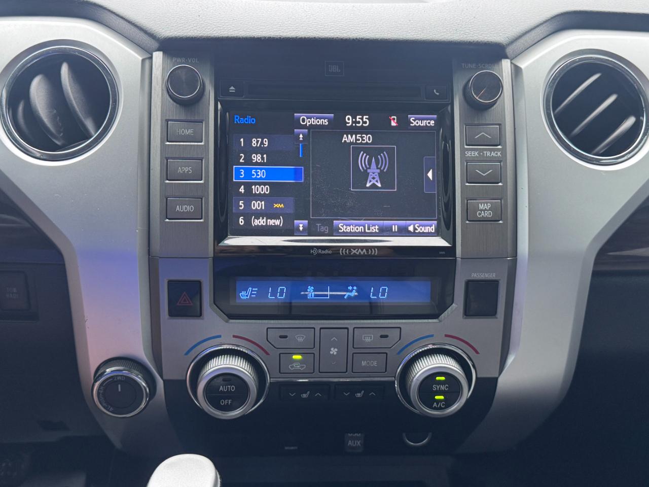 Toyota Tundra 4WD Truck CrewMax 5.7L FFV V8 6-Spd AT LTD (Natl) 2014