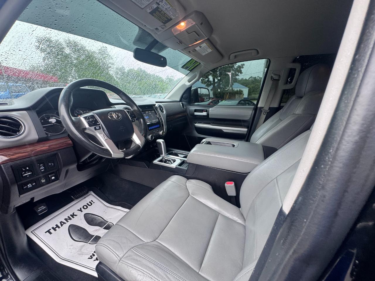 Toyota Tundra 4WD Truck CrewMax 5.7L FFV V8 6-Spd AT LTD (Natl) 2014