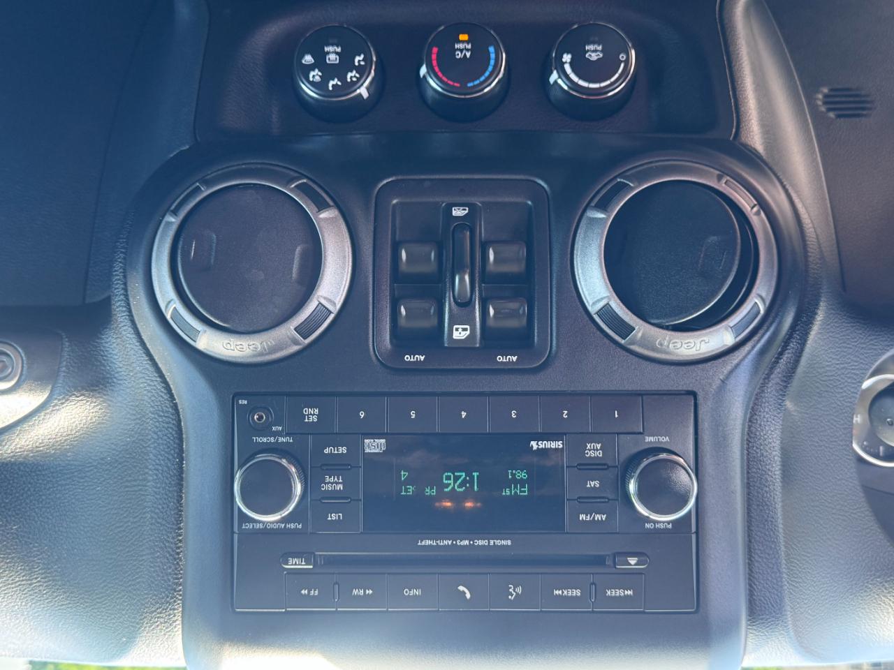 Jeep Wrangler JK Unlimited Sport S 4x4 2018