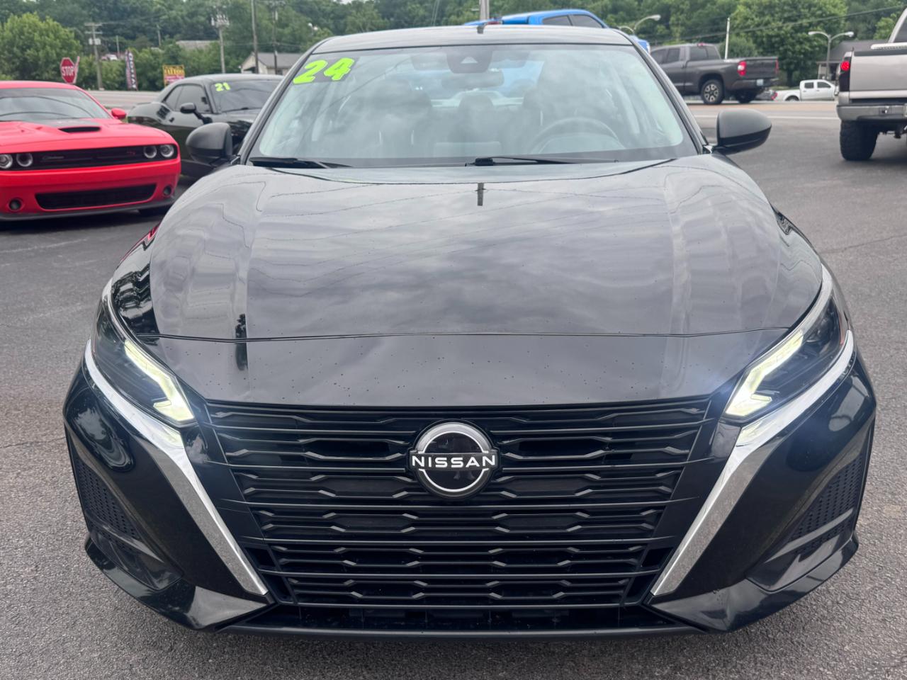 Nissan Altima 2.5 SV Sedan 2024