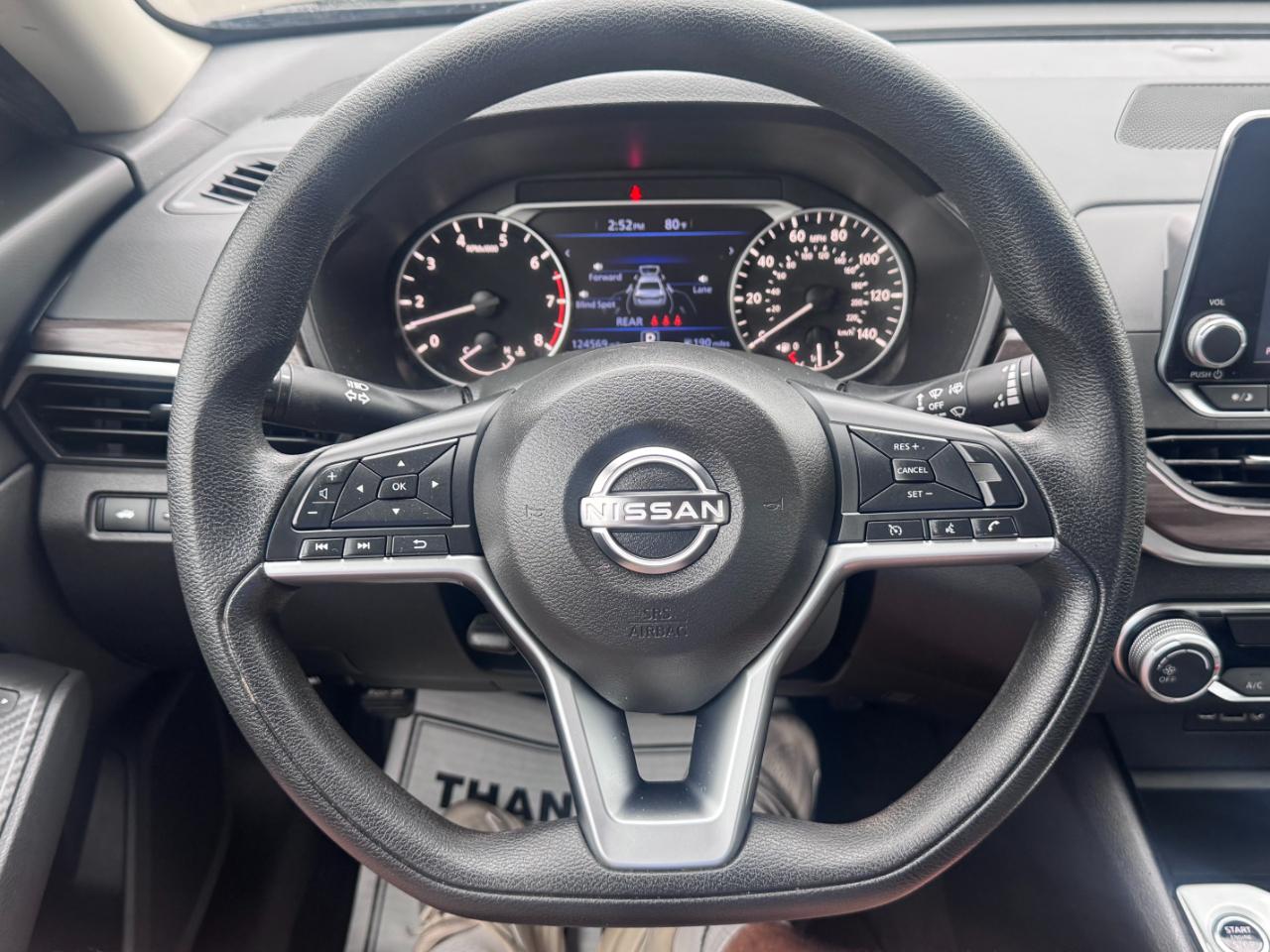 Nissan Altima 2.5 SV Sedan 2024