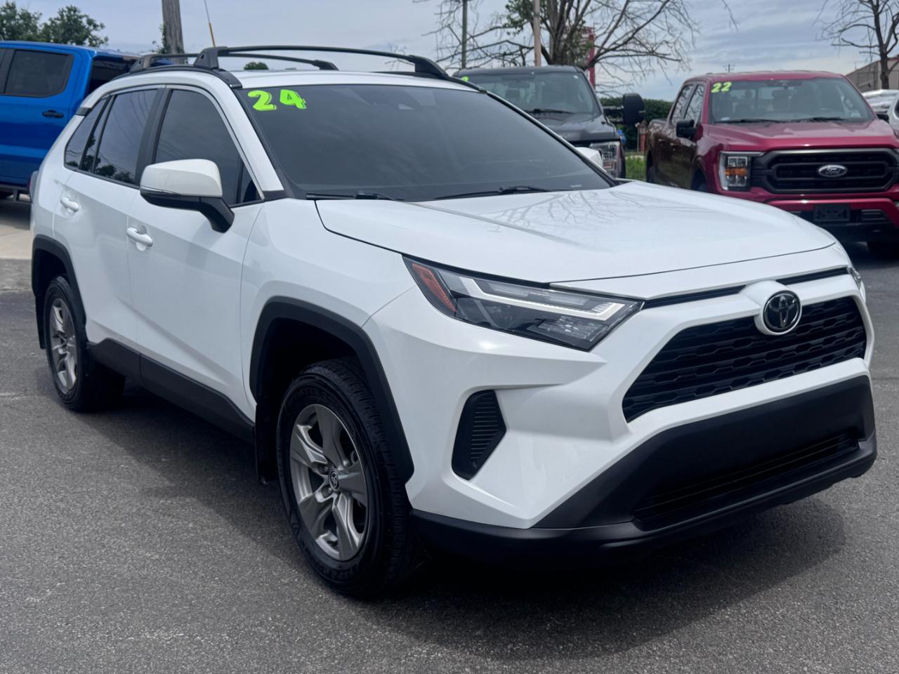 Toyota RAV4 XLE AWD (Natl) 2024