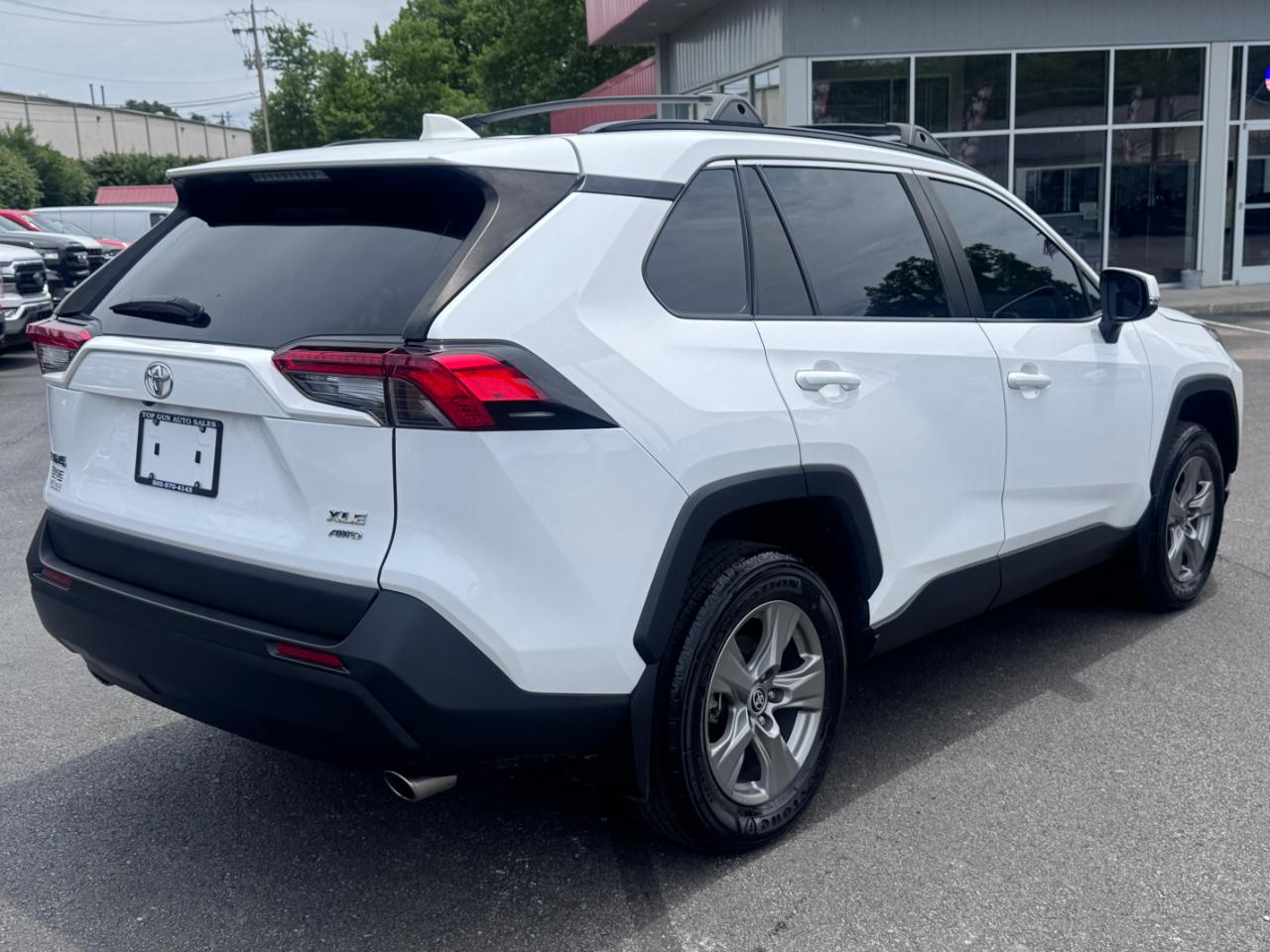 Toyota RAV4 XLE AWD (Natl) 2024