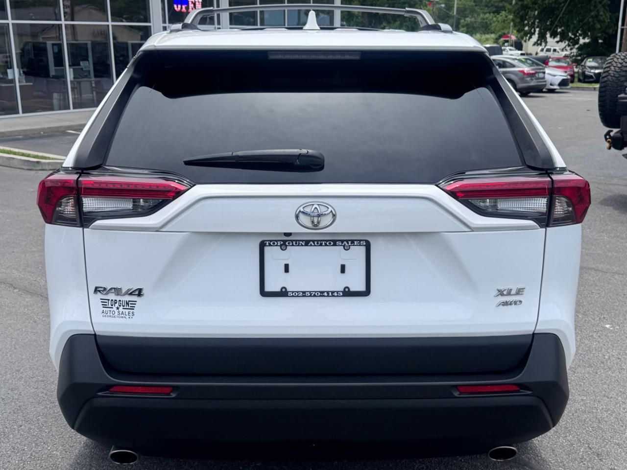 Toyota RAV4 XLE AWD (Natl) 2024