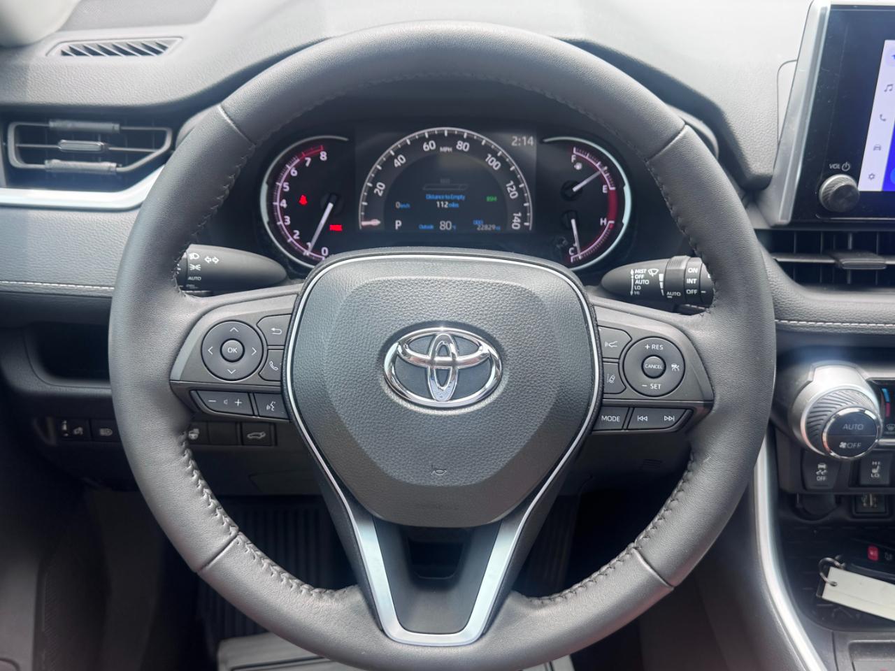 Toyota RAV4 XLE AWD (Natl) 2024