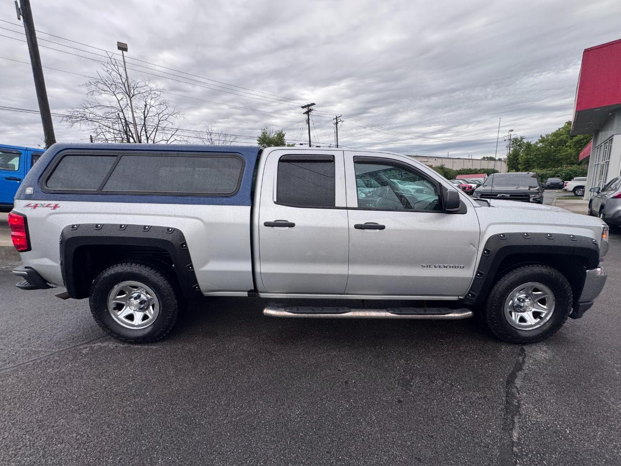 Chevrolet Silverado 1500 4WD Double Cab 143.5" LS 2017