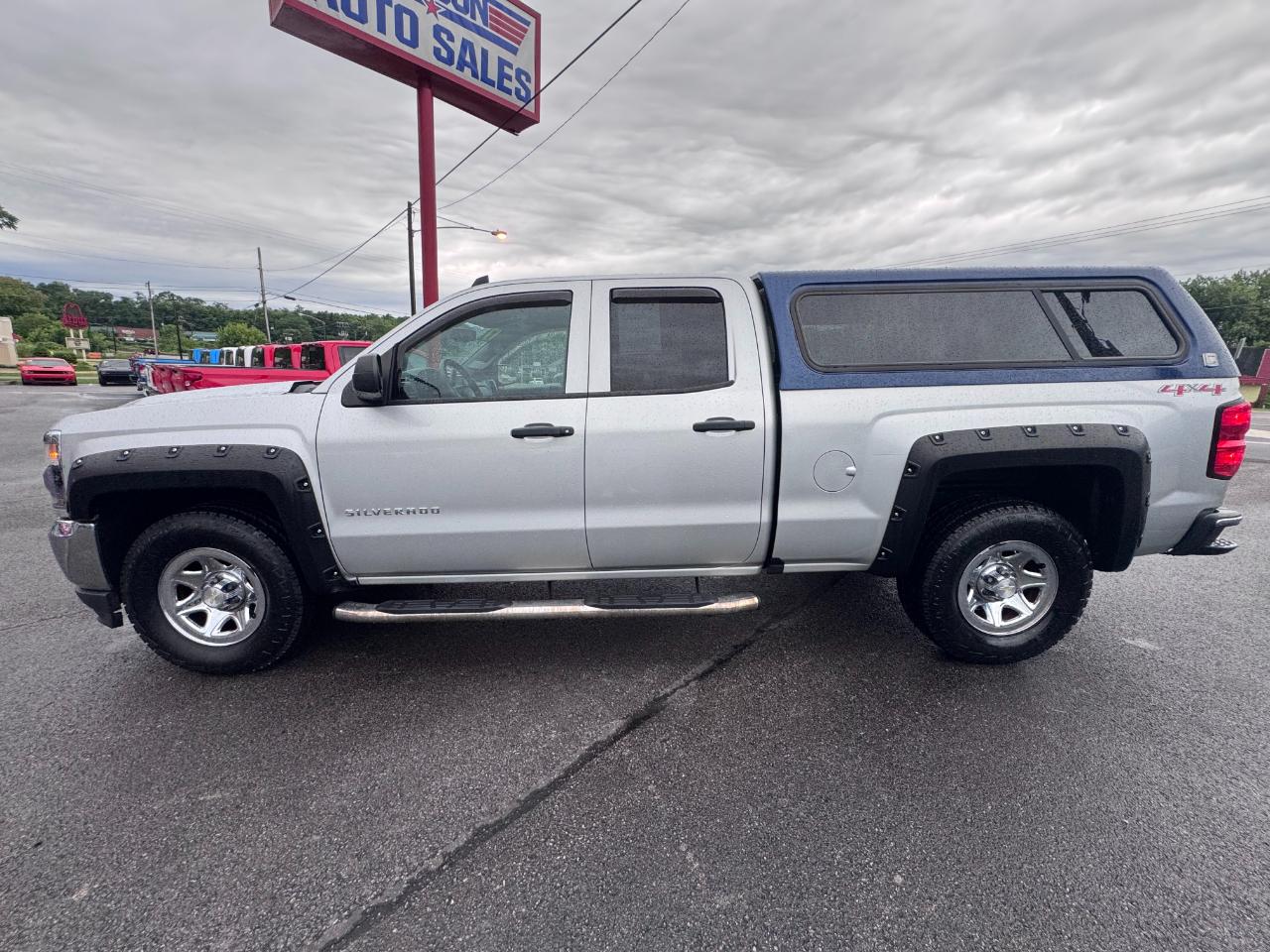 Chevrolet Silverado 1500 4WD Double Cab 143.5" LS 2017