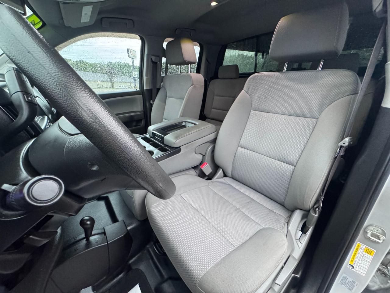 Chevrolet Silverado 1500 4WD Double Cab 143.5" LS 2017