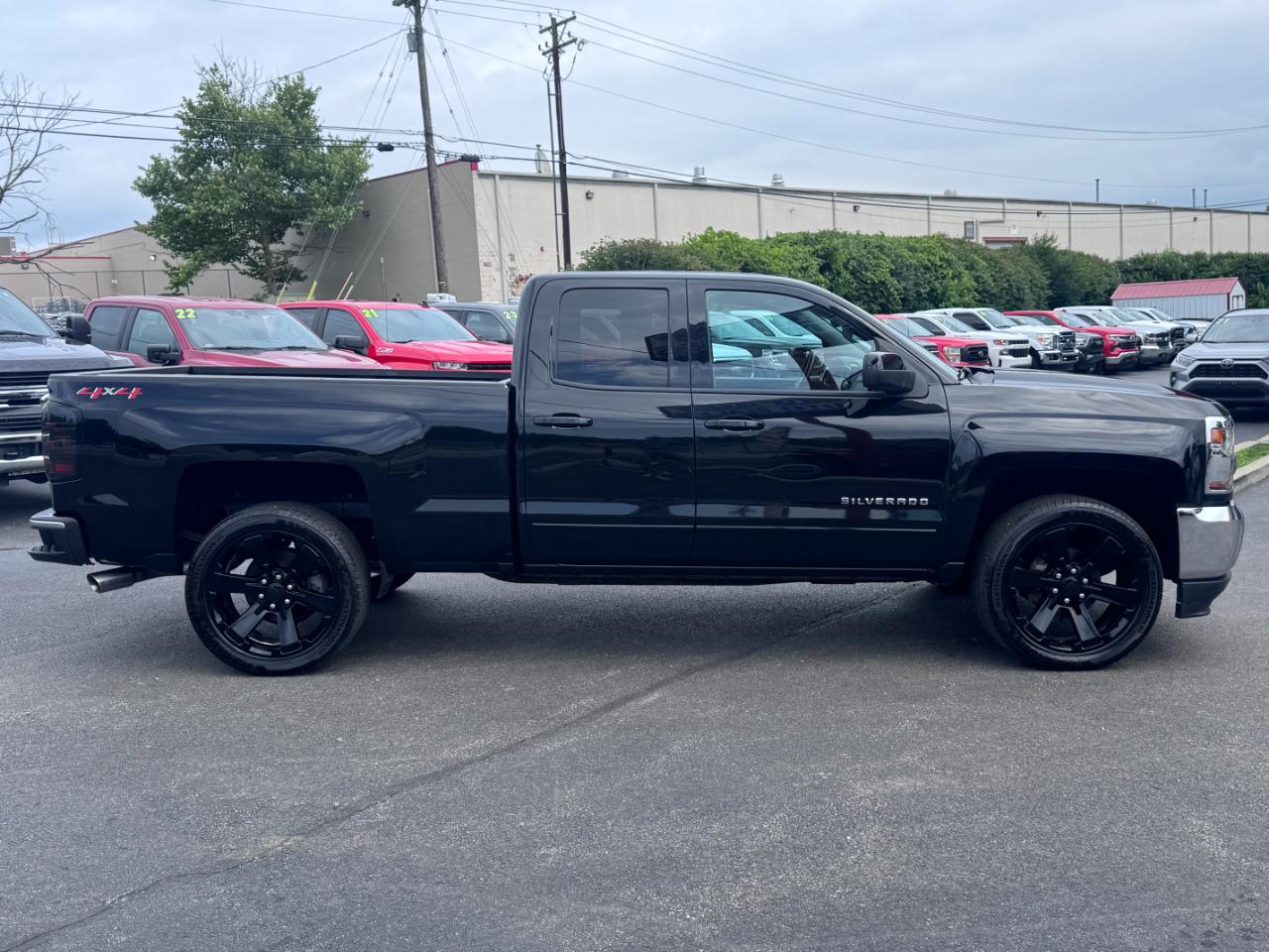 Chevrolet Silverado 1500 4WD Double Cab 143.5" LT w/1LT 2018