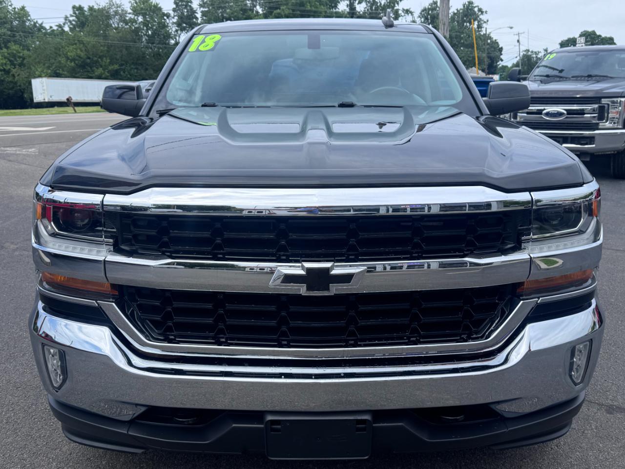 Chevrolet Silverado 1500 4WD Double Cab 143.5" LT w/1LT 2018