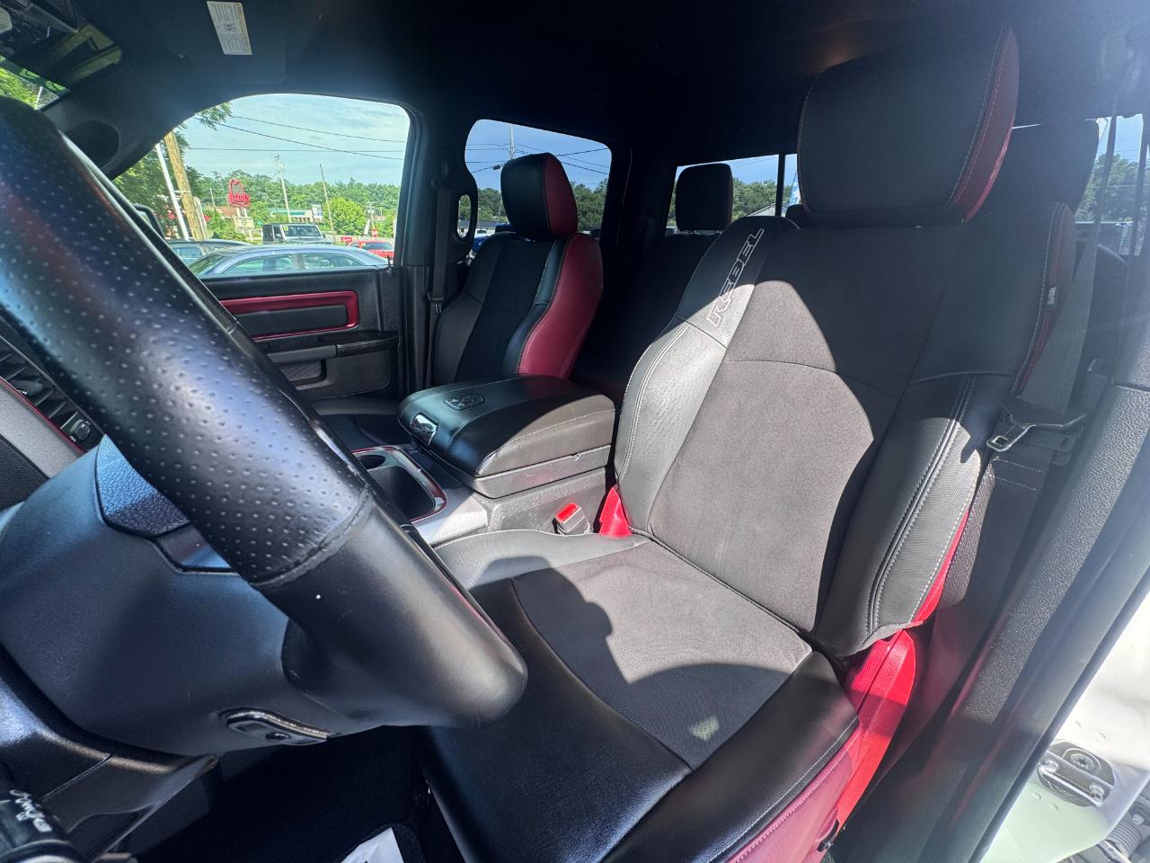 RAM 1500 Rebel 4x4 Crew Cab 5'7" Box 2017