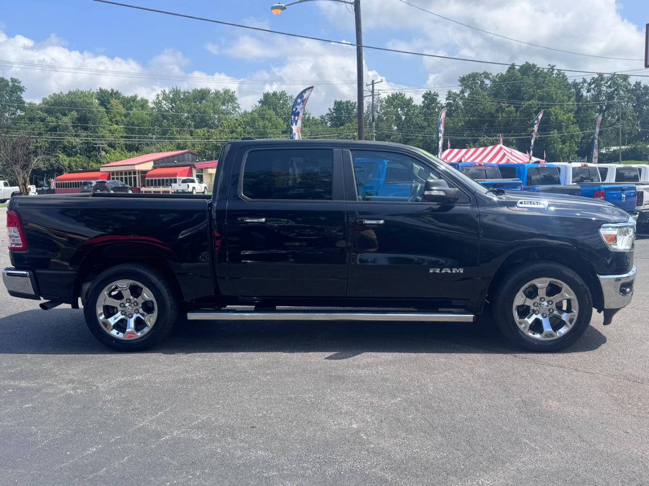 RAM 1500 Big Horn/Lone Star 4x4 Crew Cab 5'7" Box 2019