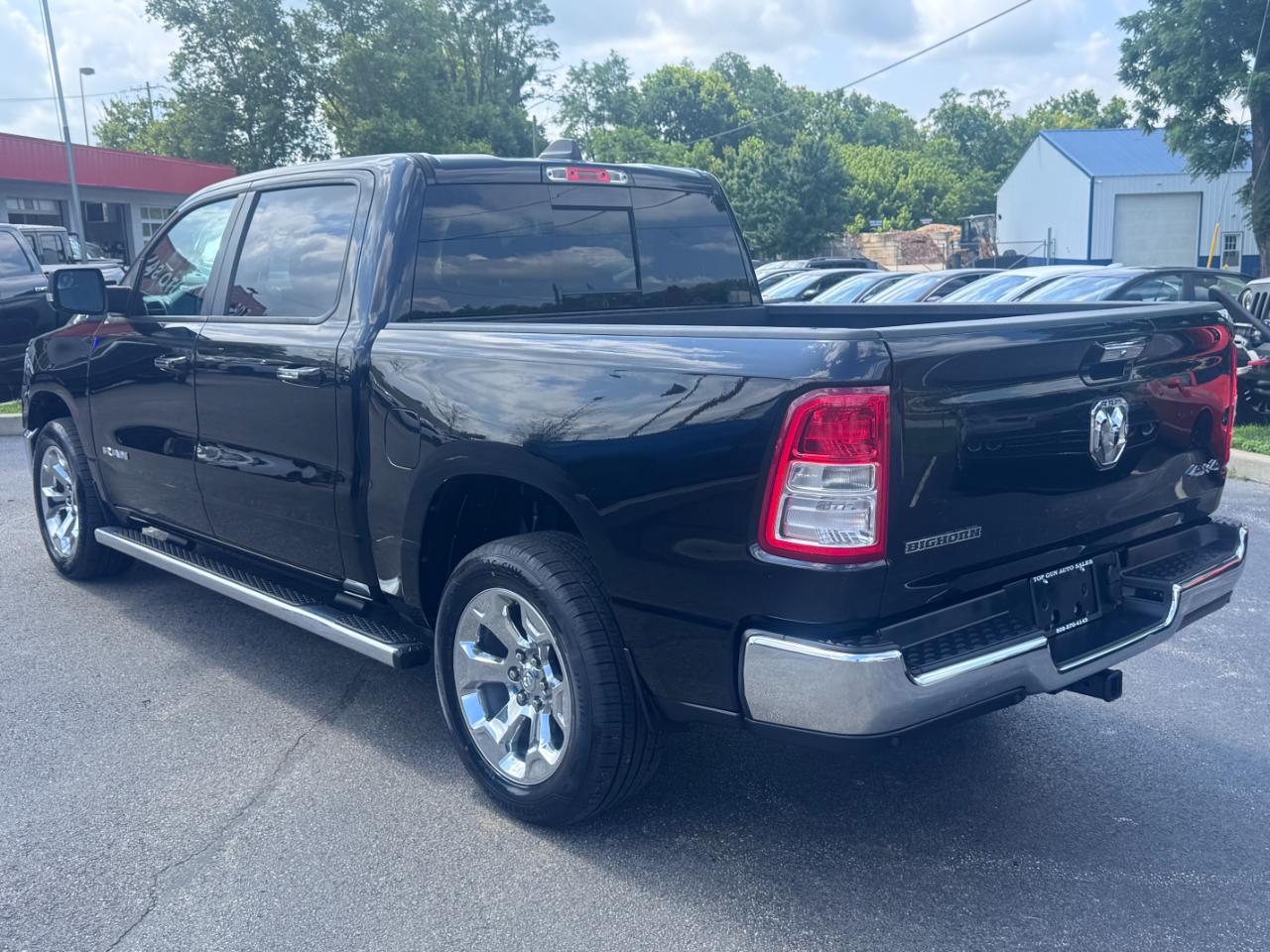 RAM 1500 Big Horn/Lone Star 4x4 Crew Cab 5'7" Box 2019