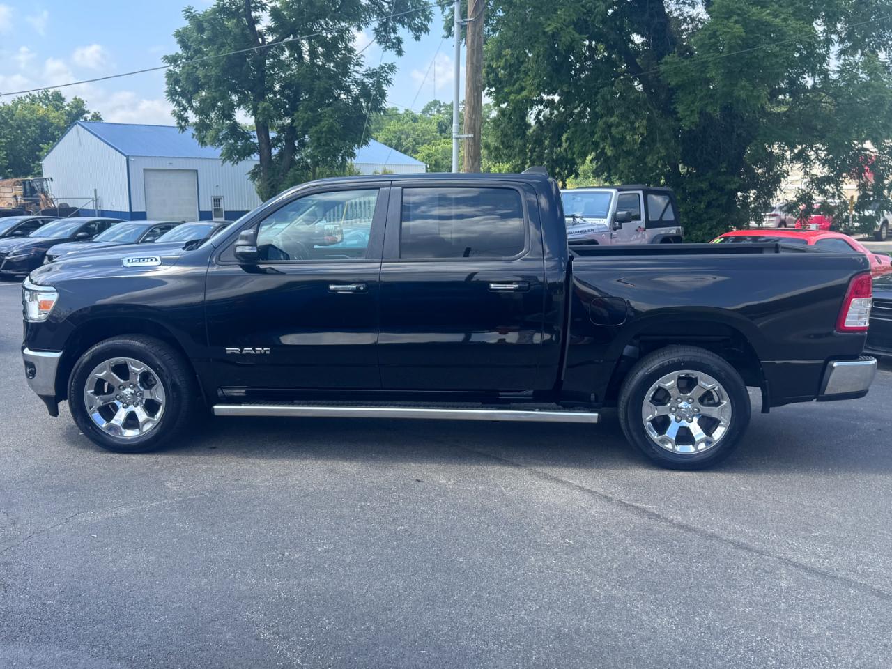 RAM 1500 Big Horn/Lone Star 4x4 Crew Cab 5'7" Box 2019