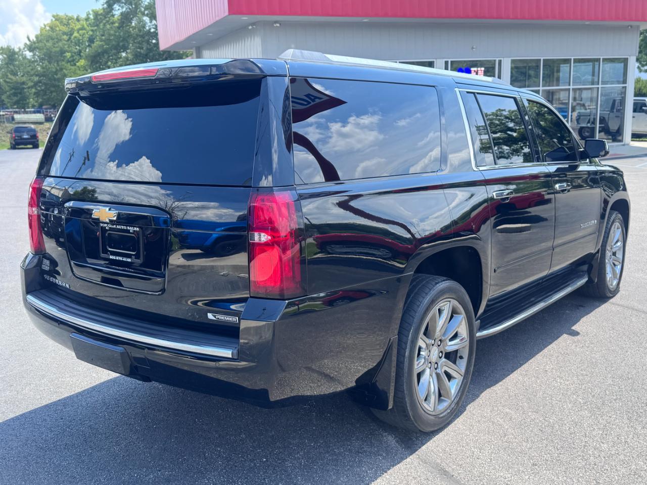 Chevrolet Suburban 4WD 4dr 1500 Premier 2018