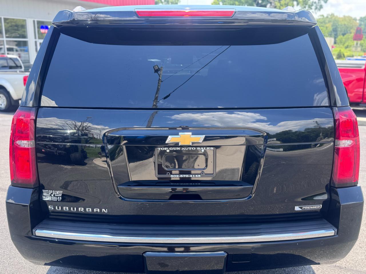 Chevrolet Suburban 4WD 4dr 1500 Premier 2018