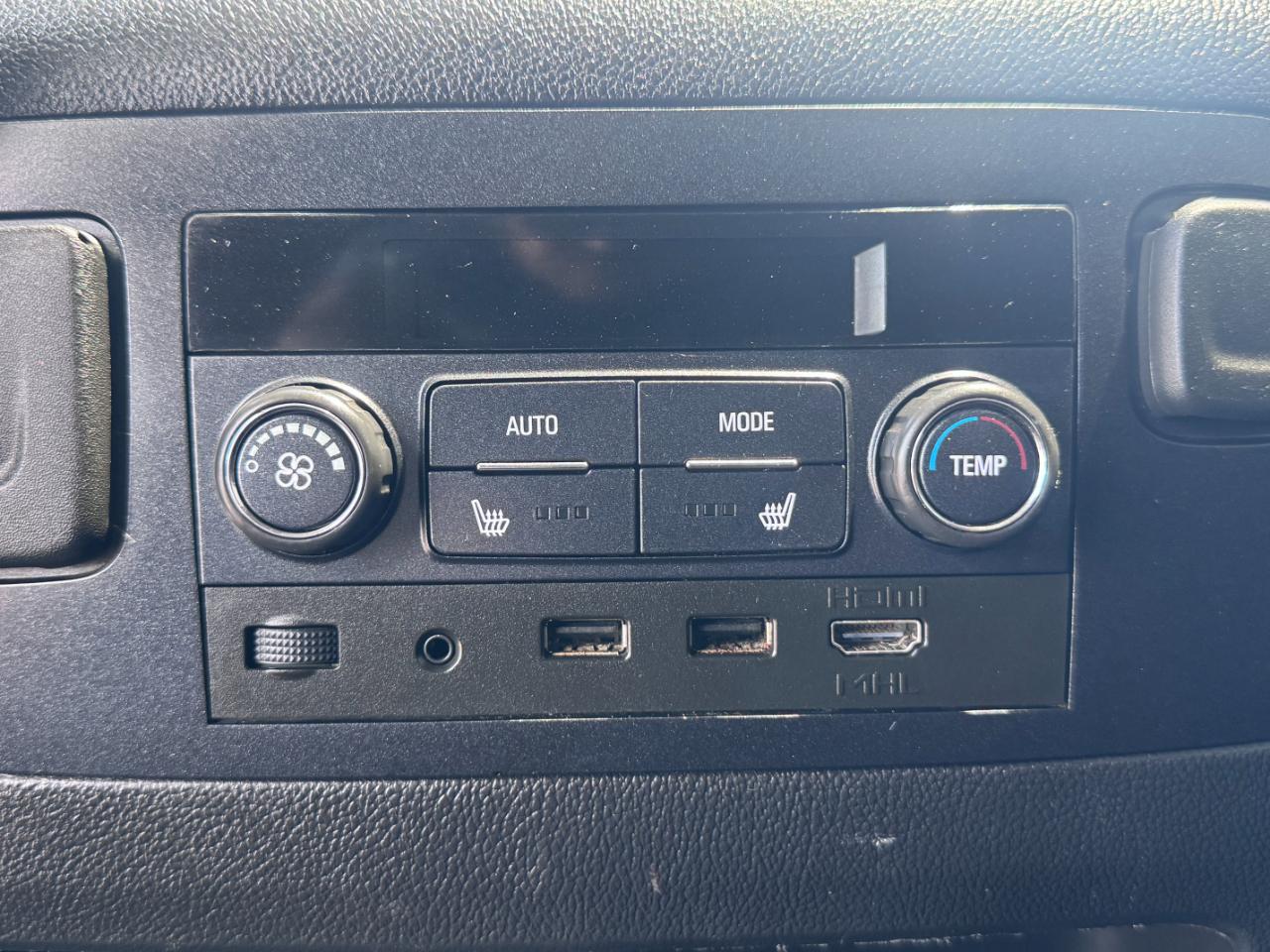 Chevrolet Suburban 4WD 4dr 1500 Premier 2018