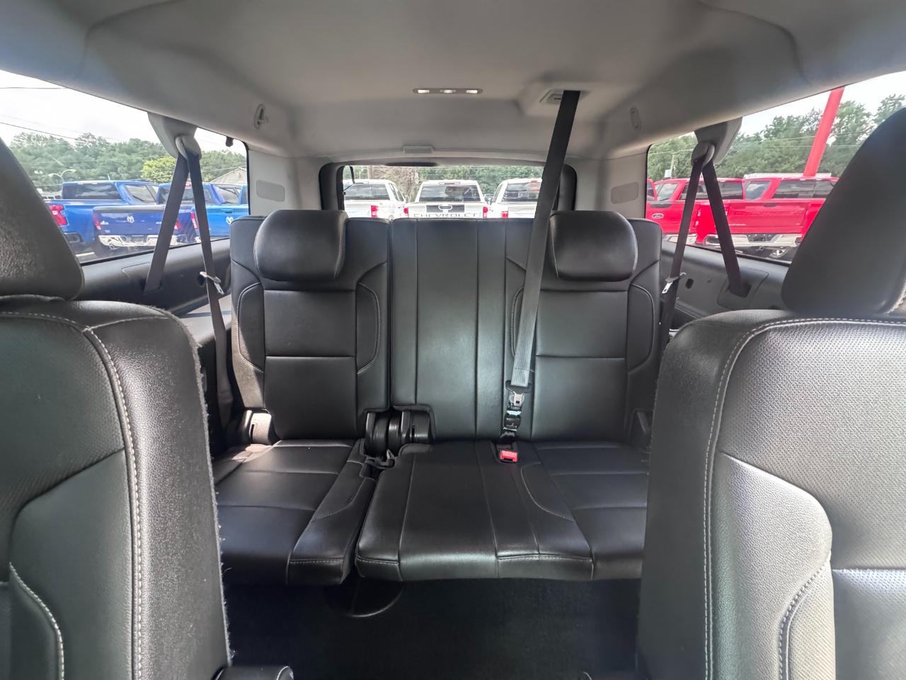 Chevrolet Suburban 4WD 4dr 1500 Premier 2018