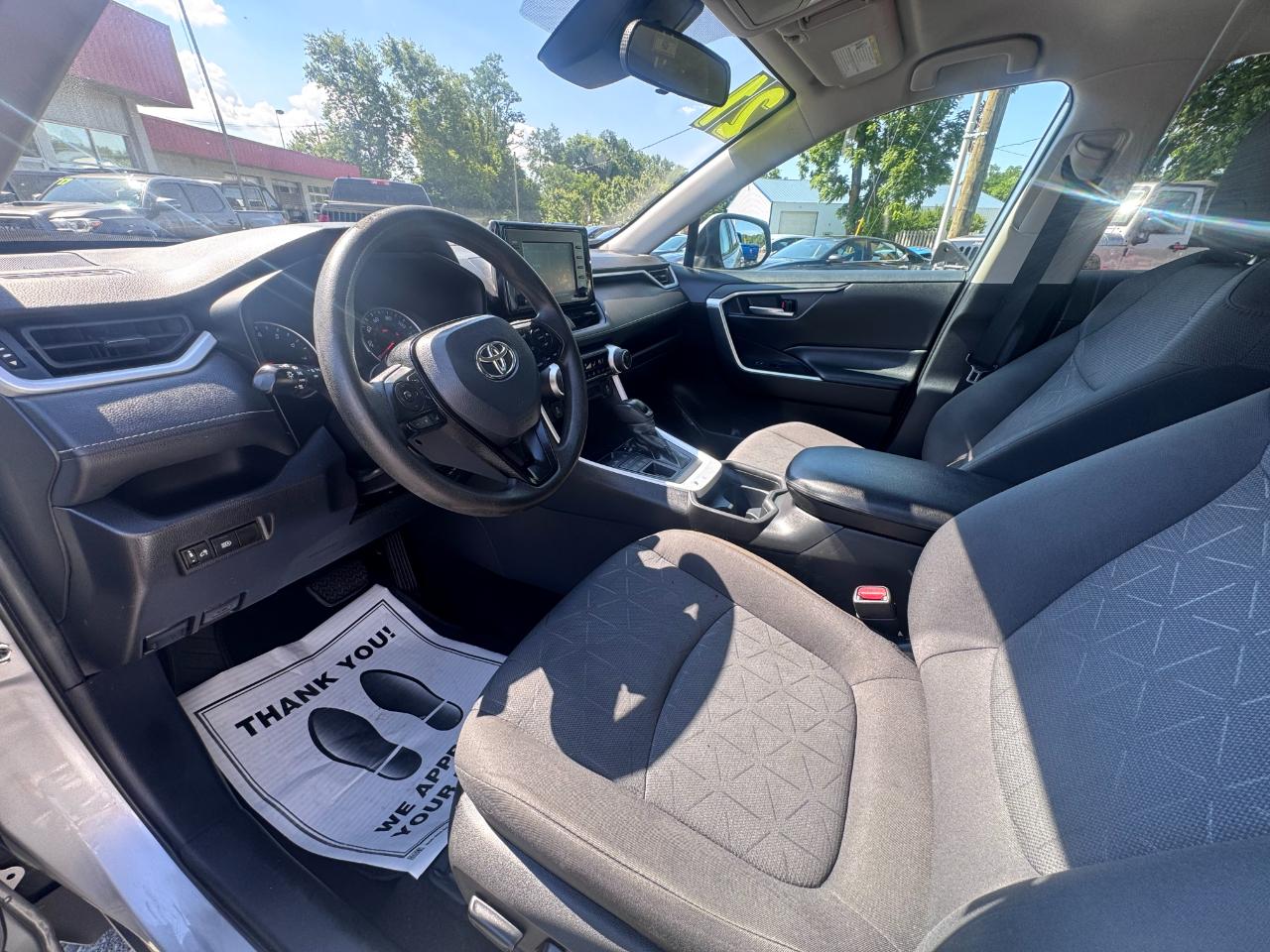 Toyota RAV4 XLE AWD (Natl) 2021