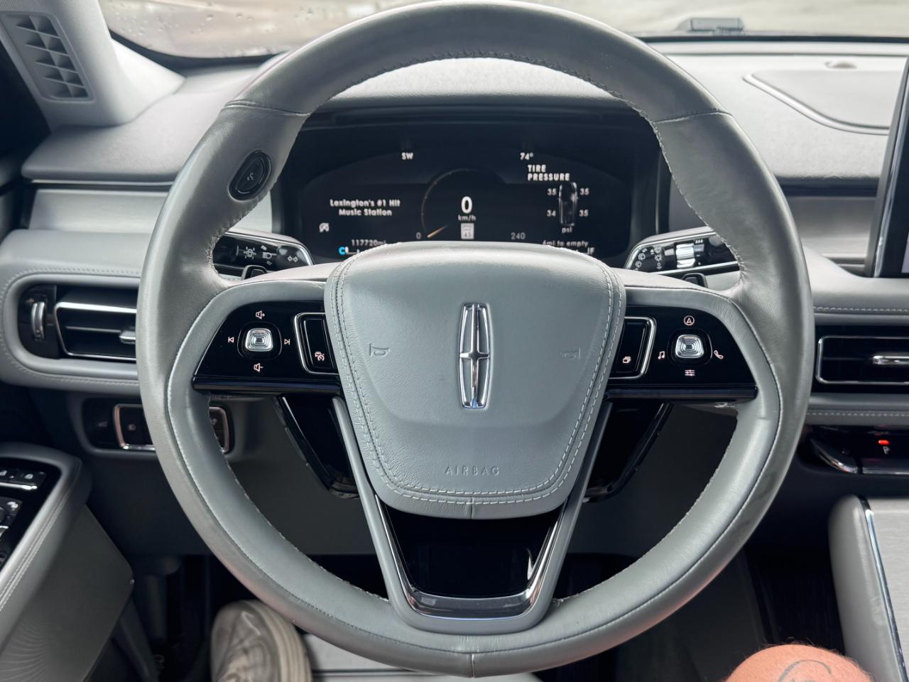 Lincoln Aviator Reserve AWD 2020