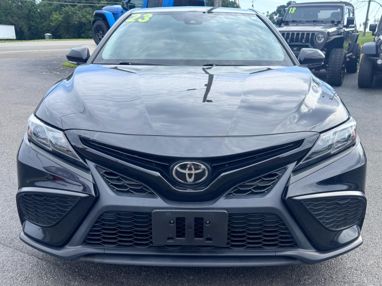 Toyota Camry SE Auto (Natl) 2023